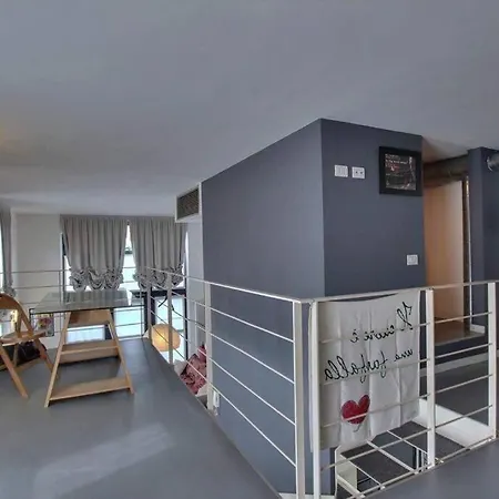 Design Loft - 5 Mins From Fondazione Prada * מילאנו