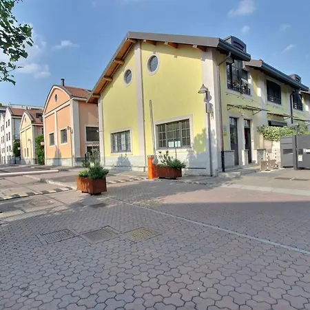 Design Loft - 5 Mins From Fondazione Prada Apartment Mailand